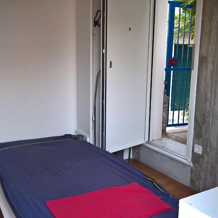 Under The Acropolis, Tiny Room, Big Terrace Athene Buitenkant foto